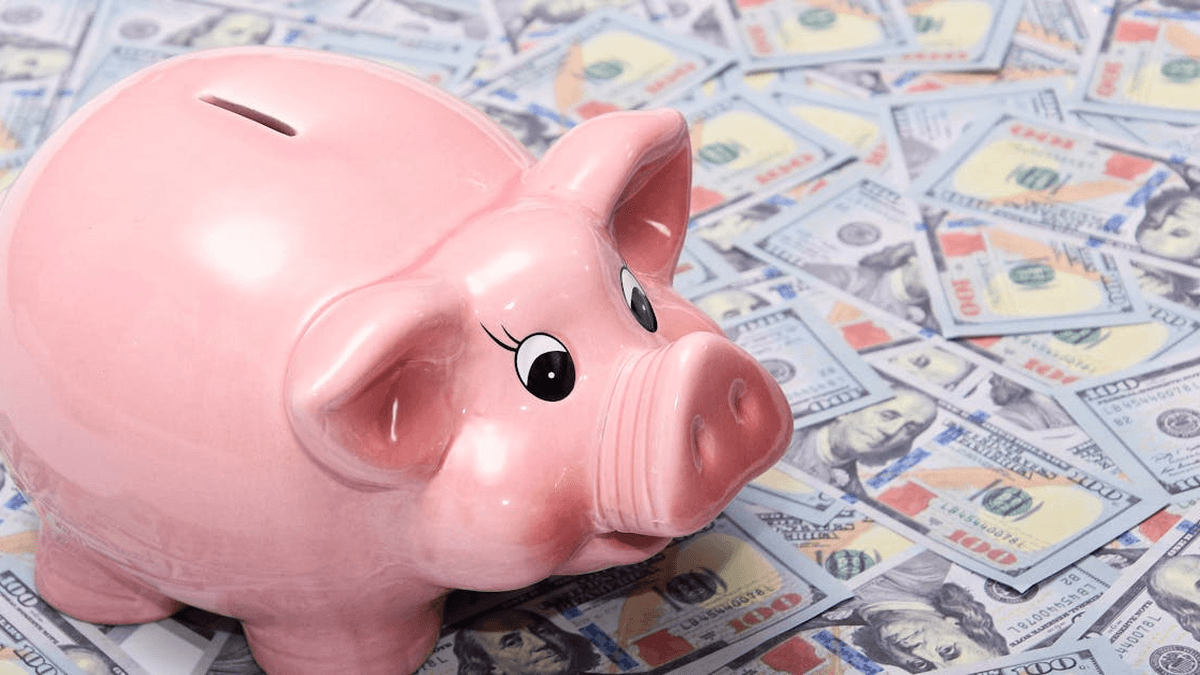 Trump Accounts v. IRAs: A Child Savings Guide for Parents and Grandparents